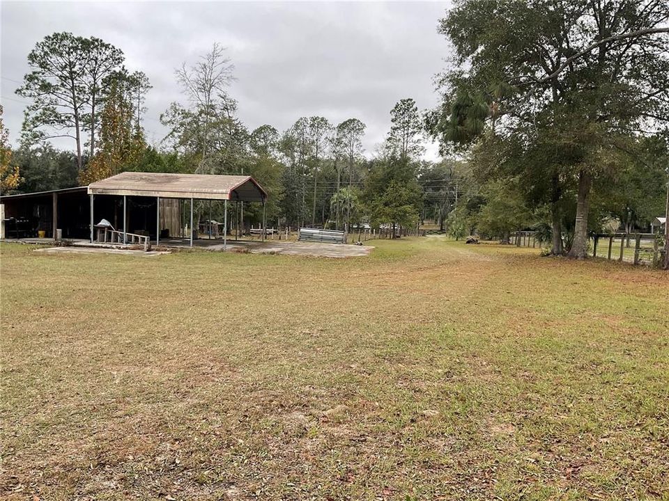 For Sale: $179,900 (3 beds, 2 baths, 1296 Square Feet)