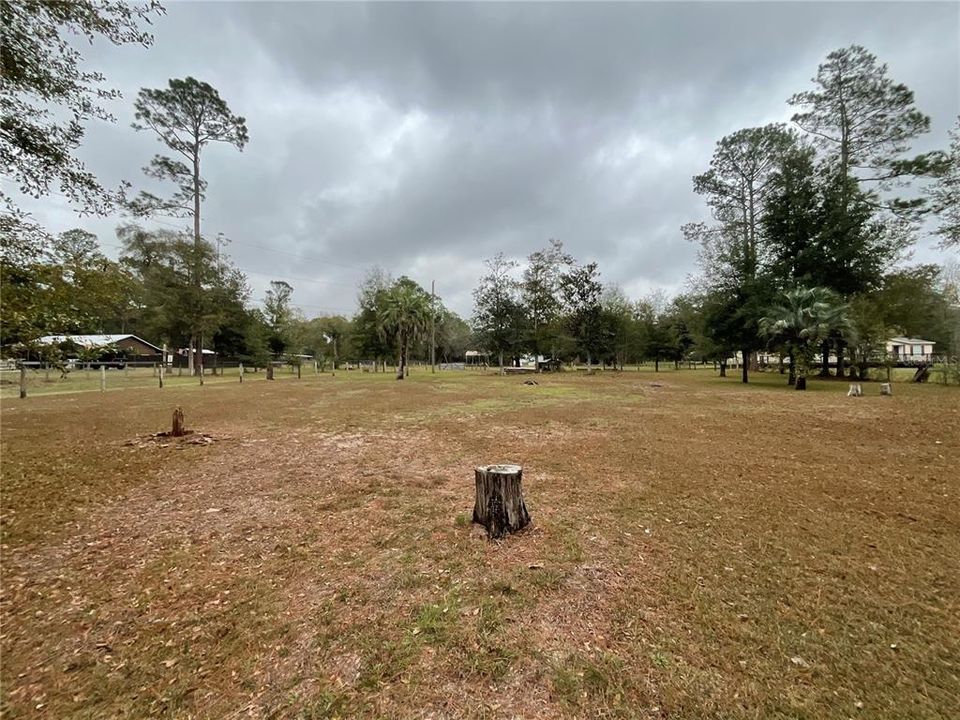 For Sale: $179,900 (3 beds, 2 baths, 1296 Square Feet)