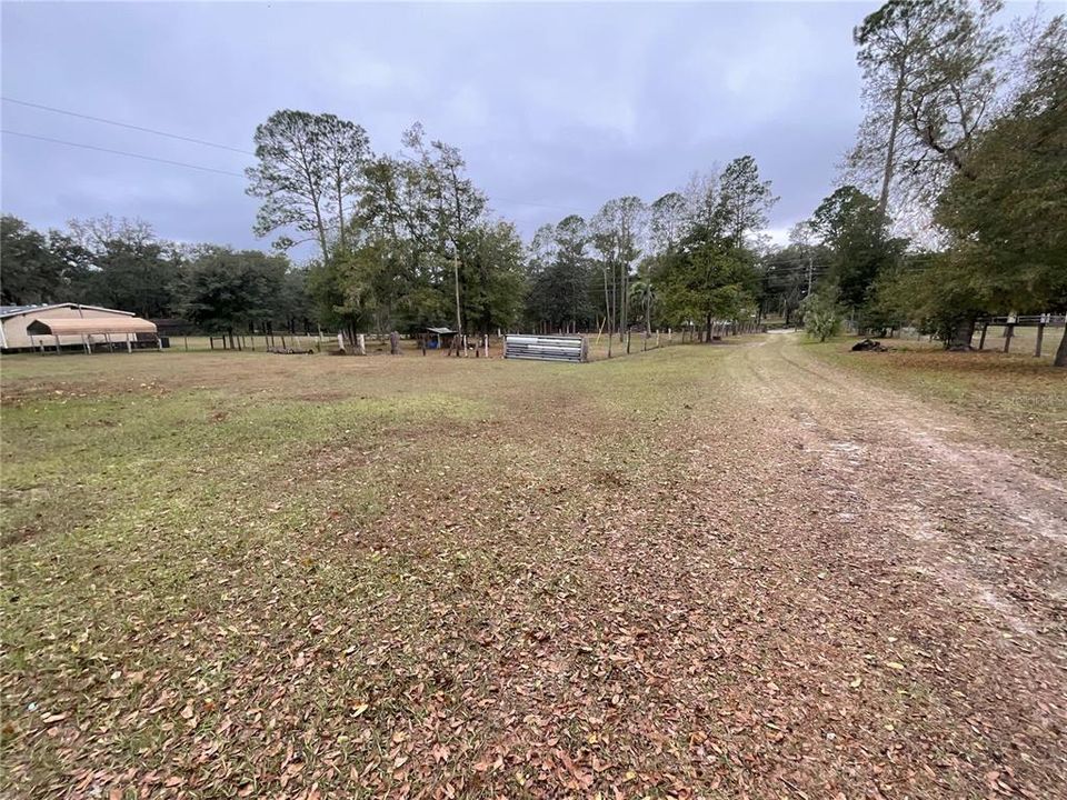 For Sale: $179,900 (3 beds, 2 baths, 1296 Square Feet)