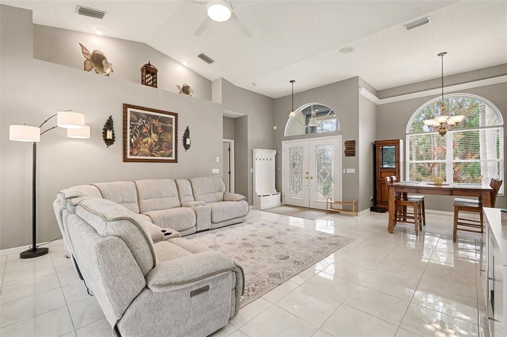 For Sale: $469,900 (3 beds, 2 baths, 2009 Square Feet)