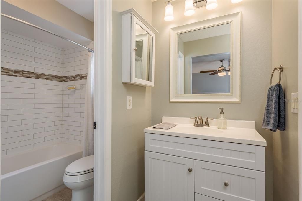 На продажу: $459,000 (3 спален, 2 ванн, 1630 Квадратных фут)