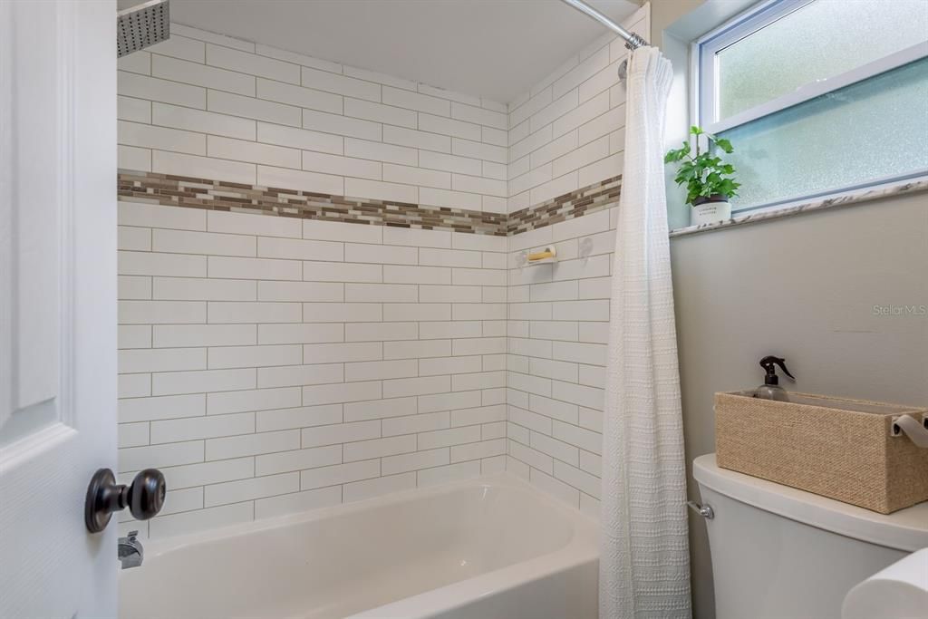 На продажу: $459,000 (3 спален, 2 ванн, 1630 Квадратных фут)