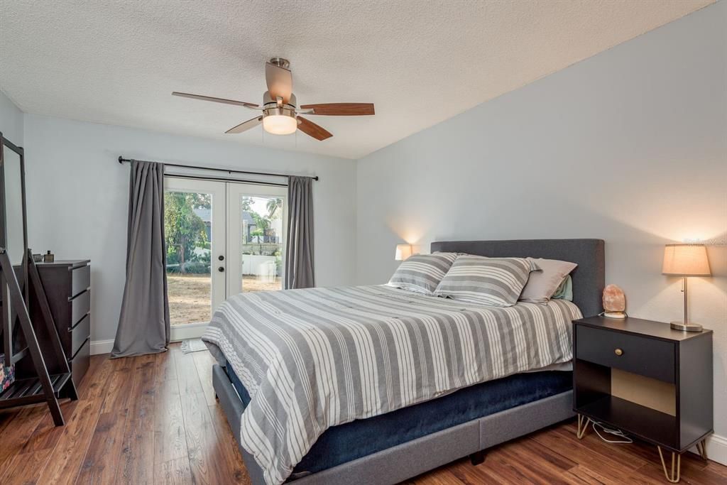 На продажу: $459,000 (3 спален, 2 ванн, 1630 Квадратных фут)