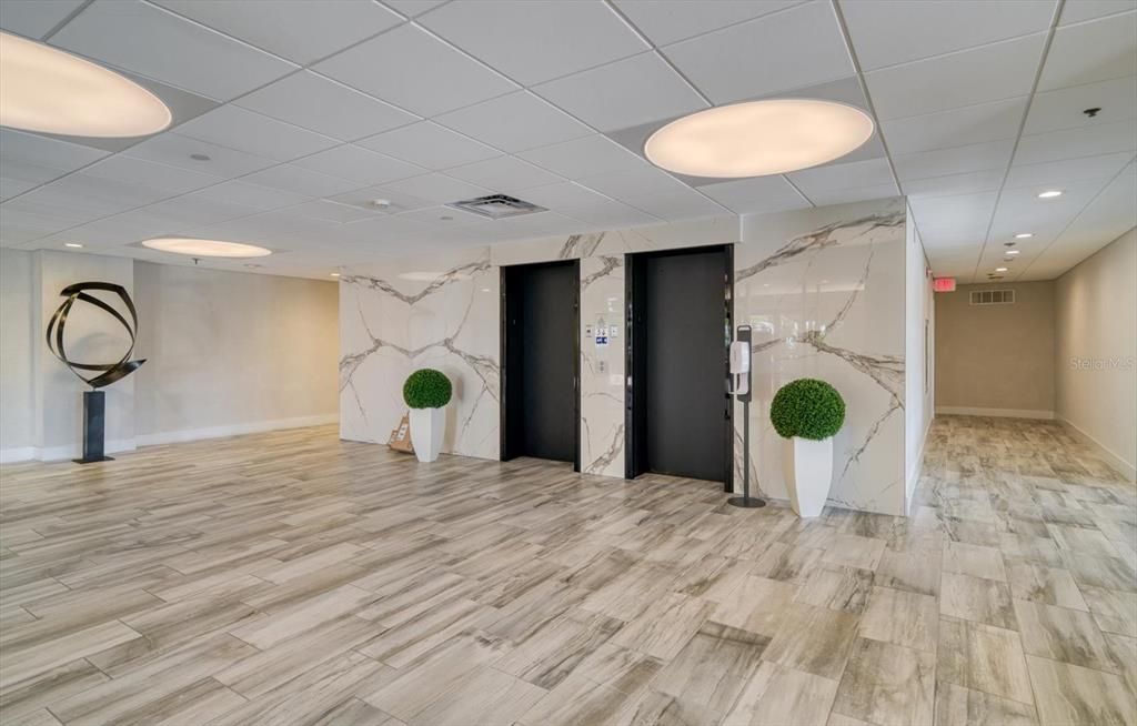 For Sale: $745,000 (2 beds, 2 baths, 1200 Square Feet)