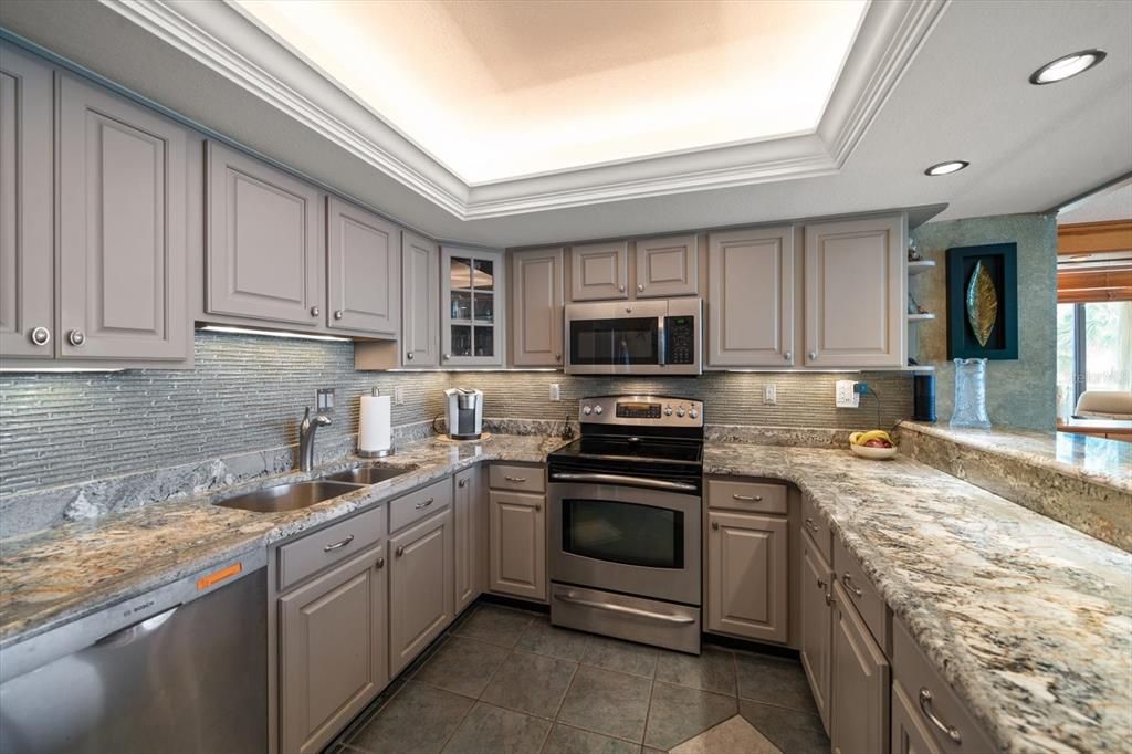 For Sale: $745,000 (2 beds, 2 baths, 1200 Square Feet)