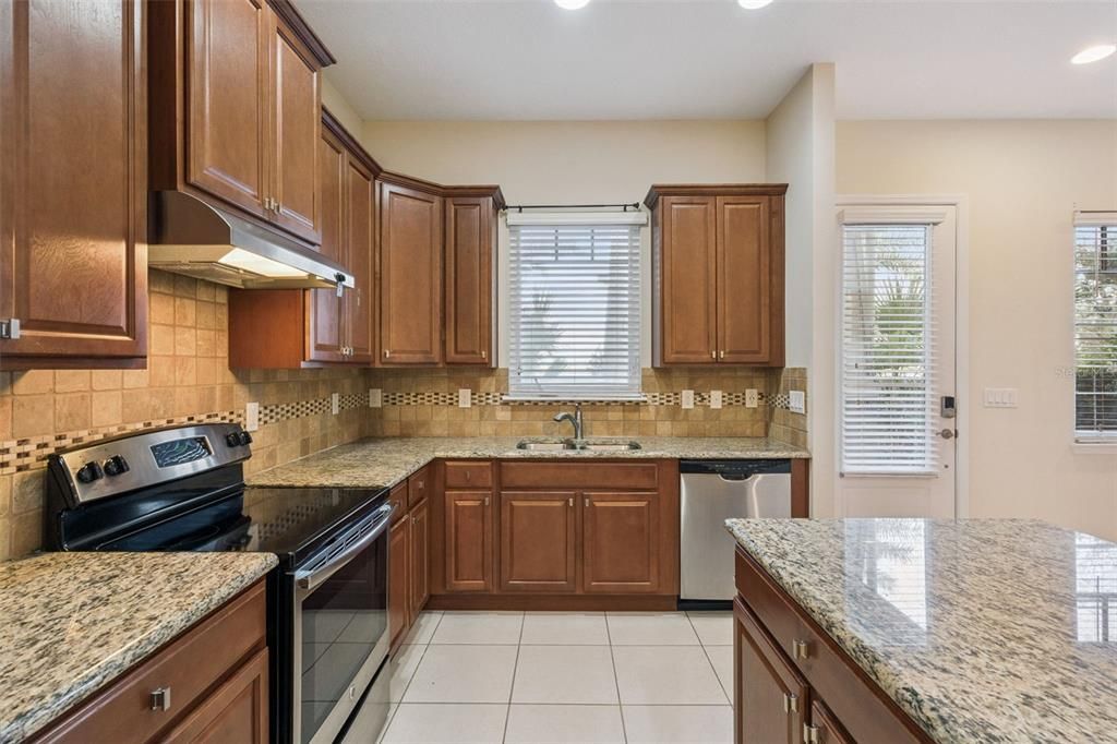 待售: $485,000 (3 贝兹, 2 浴室, 1776 平方英尺)