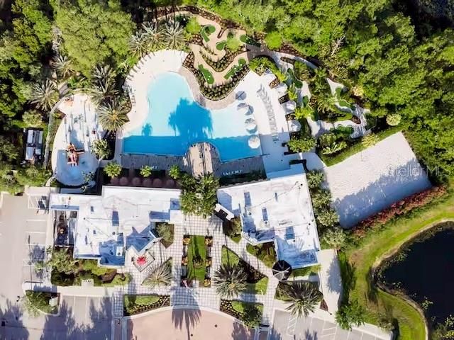 For Sale: $380,000 (4 beds, 3 baths, 1960 Square Feet)