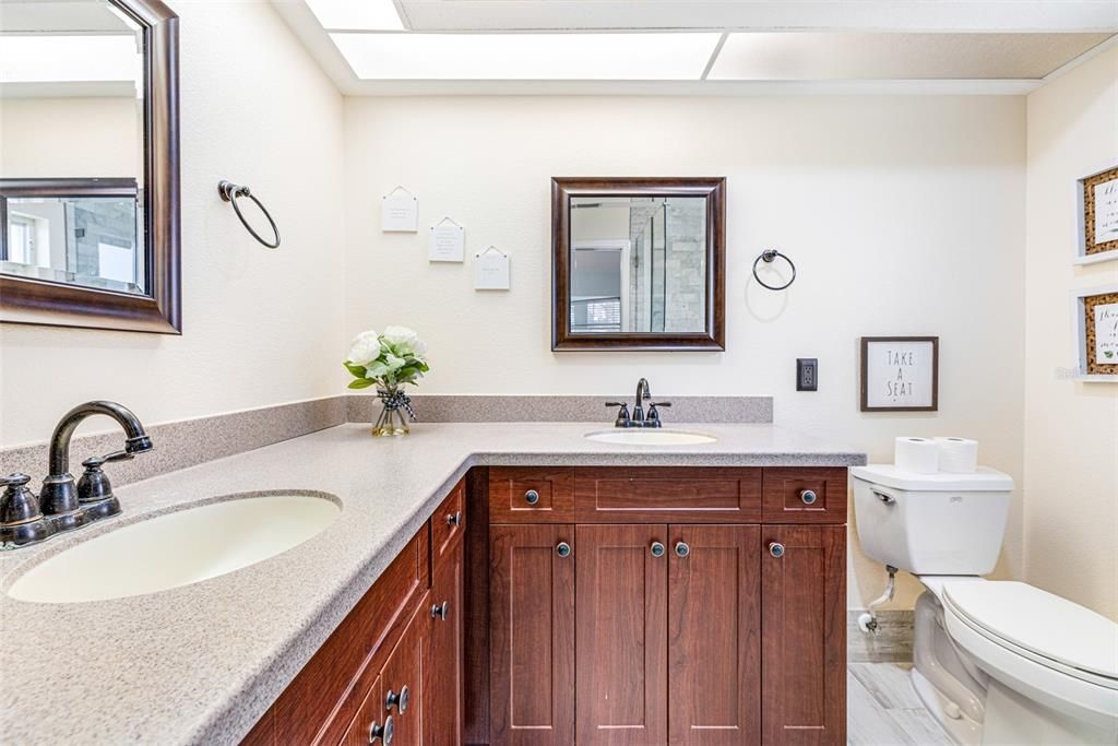 For Sale: $450,000 (3 beds, 2 baths, 1790 Square Feet)