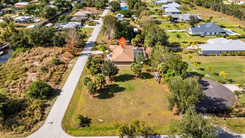 For Sale: $450,000 (3 beds, 2 baths, 1790 Square Feet)