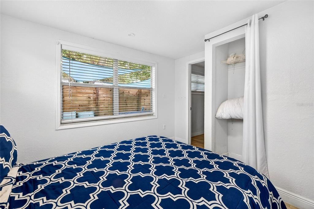 待售: $380,000 (3 贝兹, 2 浴室, 1249 平方英尺)