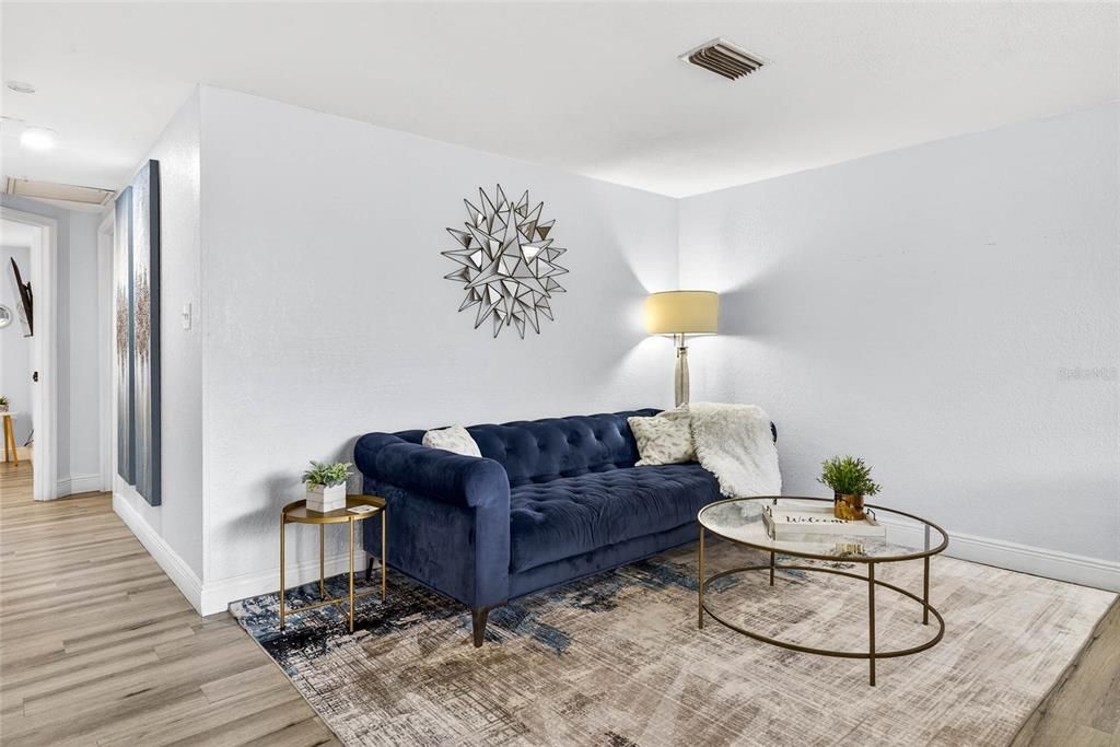 待售: $380,000 (3 贝兹, 2 浴室, 1249 平方英尺)