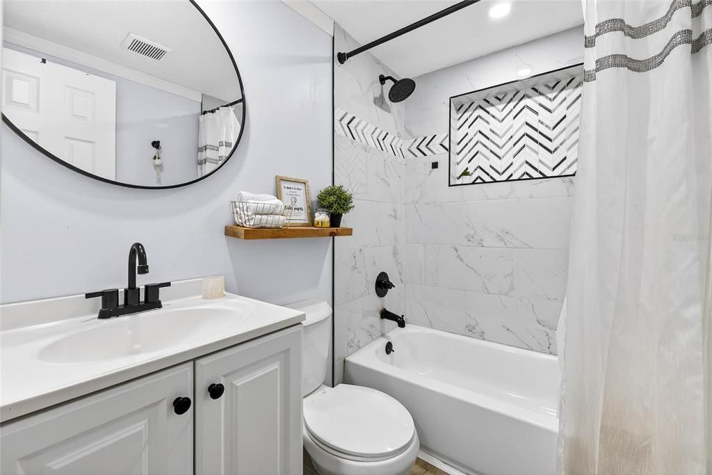 待售: $380,000 (3 贝兹, 2 浴室, 1249 平方英尺)