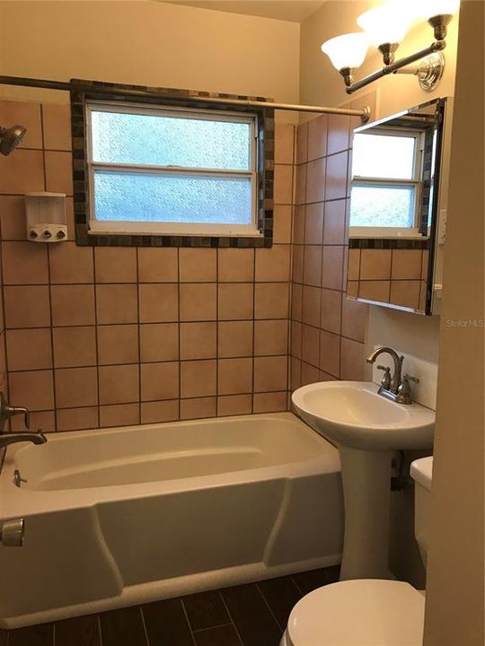 En Venta: $1,299,999 (6 camas, 0 baños, 2958 Pies cuadrados)