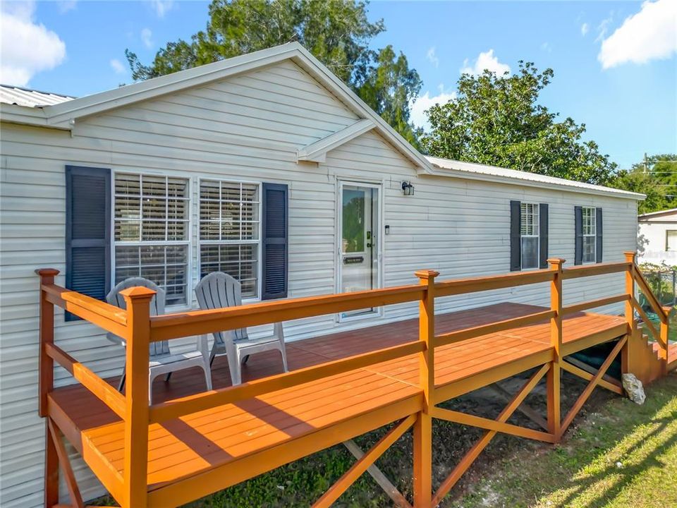 For Sale: $179,999 (4 beds, 2 baths, 1716 Square Feet)