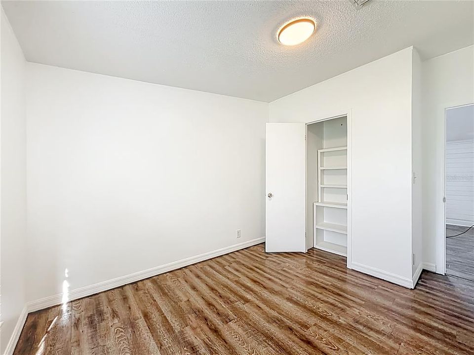 For Sale: $179,999 (4 beds, 2 baths, 1716 Square Feet)