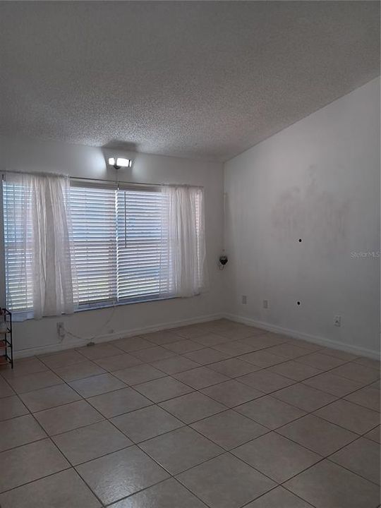 For Sale: $199,000 (3 beds, 2 baths, 1154 Square Feet)