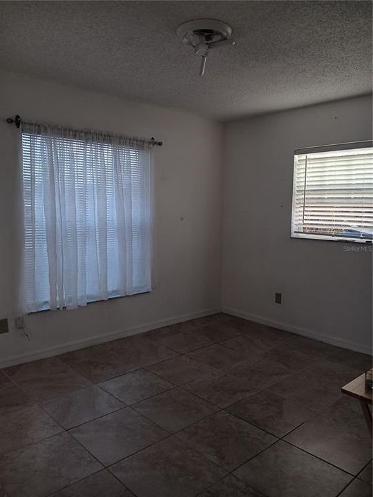 For Sale: $199,000 (3 beds, 2 baths, 1154 Square Feet)