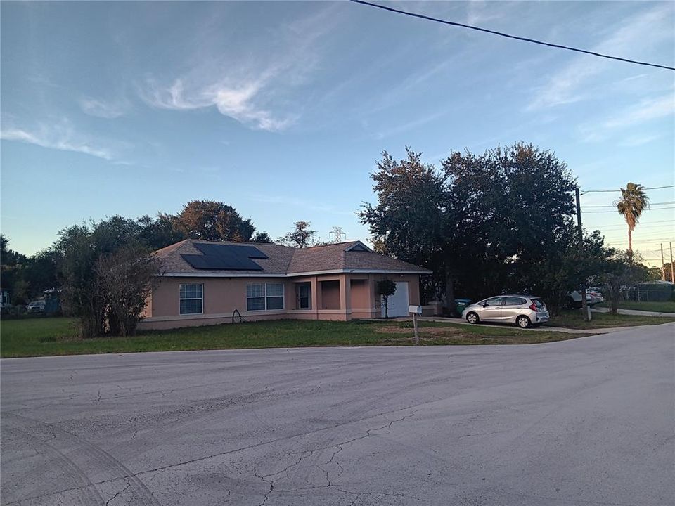 For Sale: $199,000 (3 beds, 2 baths, 1154 Square Feet)