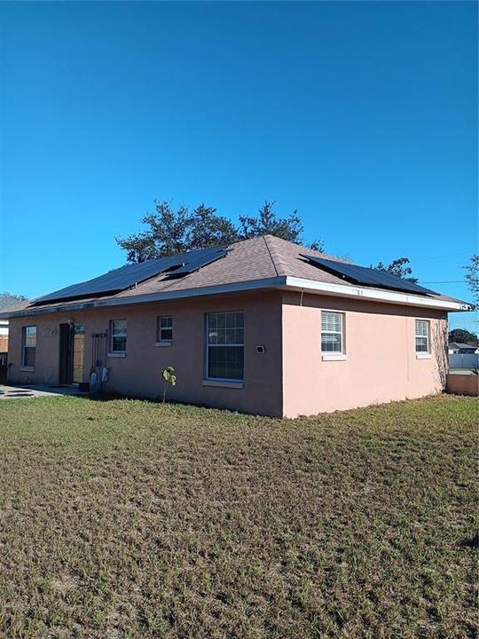 For Sale: $199,000 (3 beds, 2 baths, 1154 Square Feet)