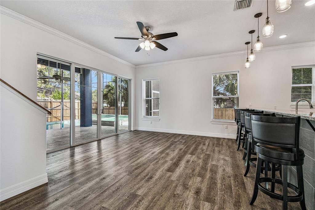 For Sale: $1,150,000 (6 beds, 6 baths, 3974 Square Feet)