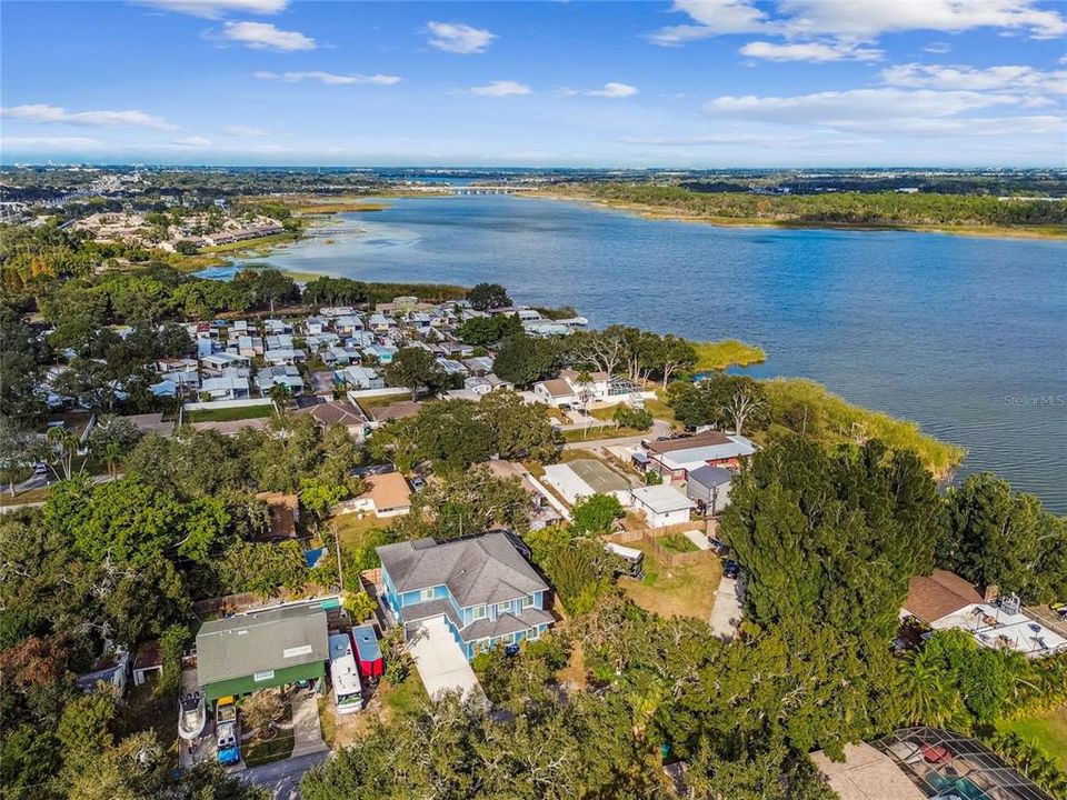 For Sale: $1,150,000 (6 beds, 6 baths, 3974 Square Feet)