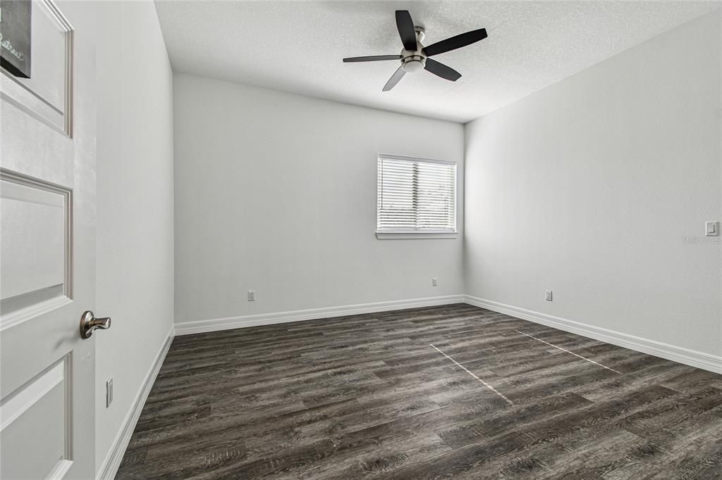 For Sale: $1,150,000 (6 beds, 6 baths, 3974 Square Feet)