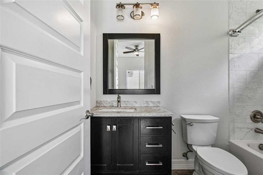 For Sale: $1,150,000 (6 beds, 6 baths, 3974 Square Feet)