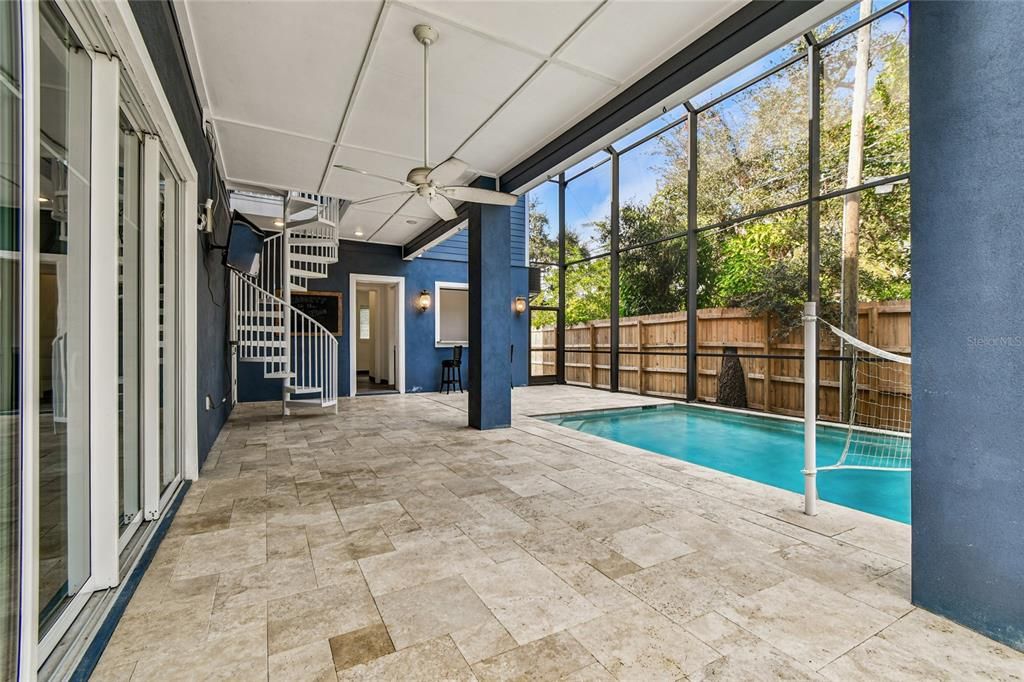 For Sale: $1,150,000 (6 beds, 6 baths, 3974 Square Feet)