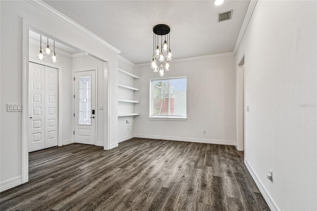 For Sale: $1,150,000 (6 beds, 6 baths, 3974 Square Feet)