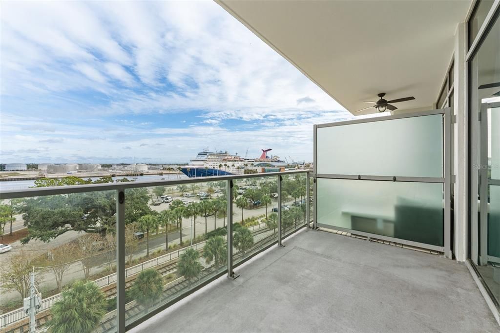 出租: $3,200 (2 贝兹, 2 浴室, 1170 平方英尺)