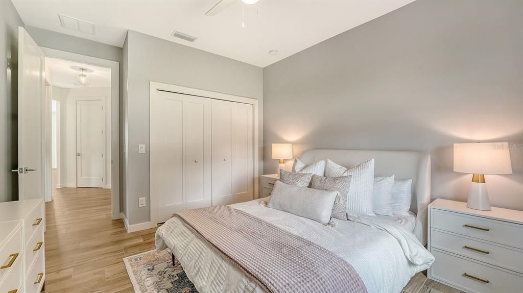 For Sale: $1,900,000 (3 beds, 2 baths, 2121 Square Feet)