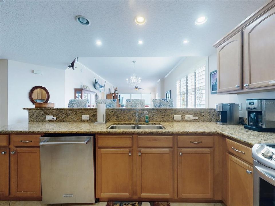 For Sale: $1,300,000 (3 beds, 3 baths, 2226 Square Feet)