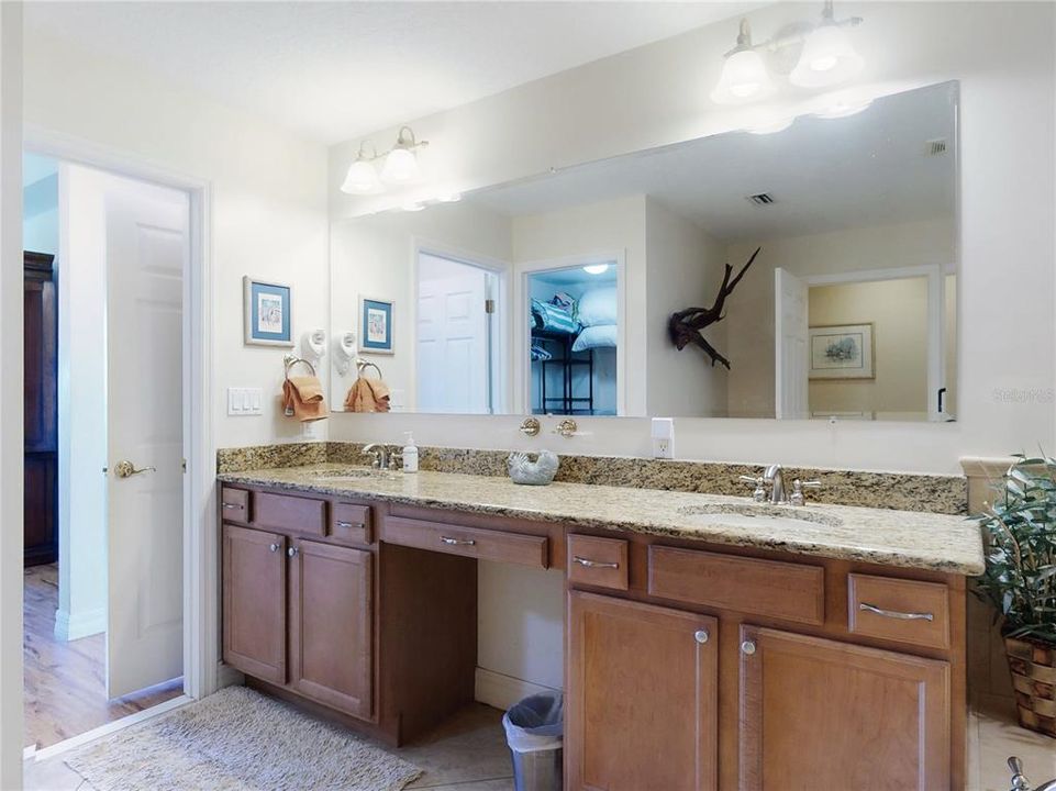 For Sale: $1,300,000 (3 beds, 3 baths, 2226 Square Feet)