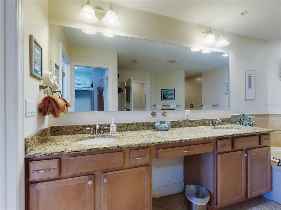 For Sale: $1,300,000 (3 beds, 3 baths, 2226 Square Feet)