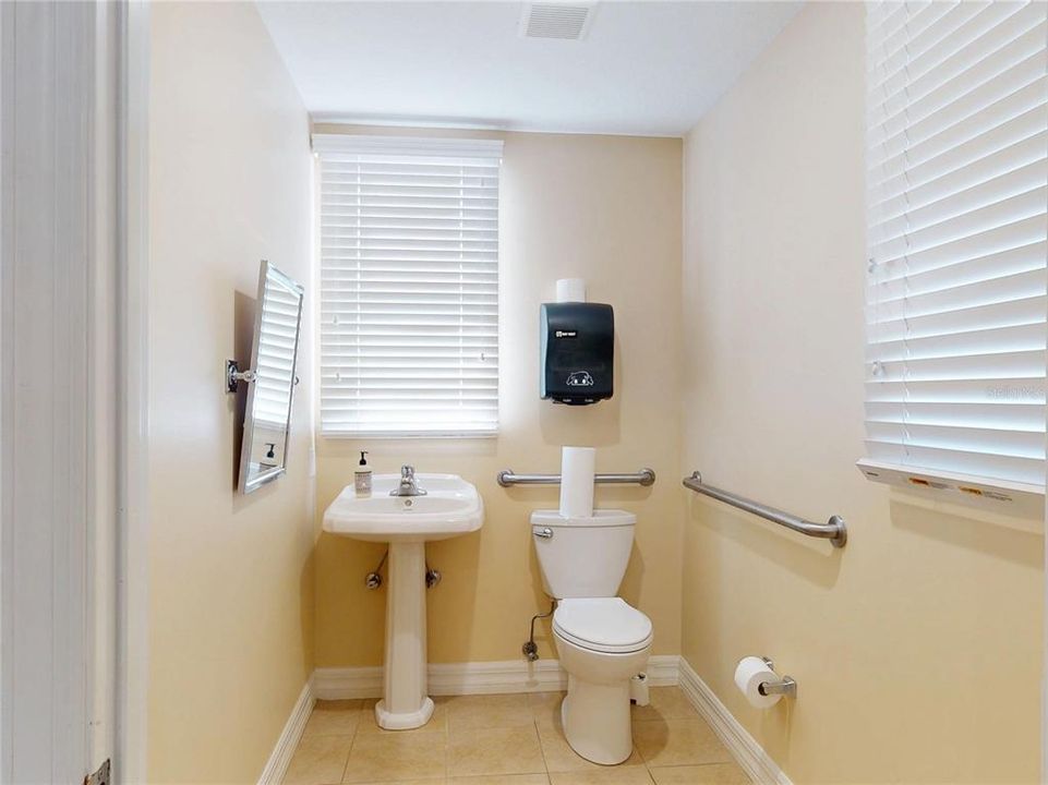 For Sale: $1,300,000 (3 beds, 3 baths, 2226 Square Feet)