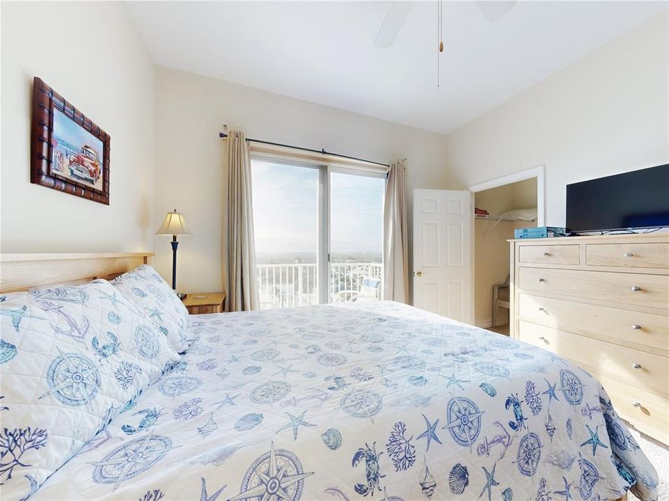 For Sale: $1,300,000 (3 beds, 3 baths, 2226 Square Feet)