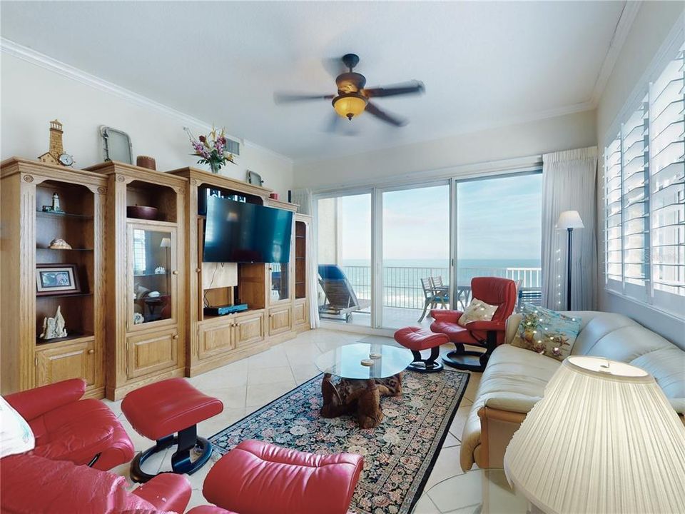 For Sale: $1,300,000 (3 beds, 3 baths, 2226 Square Feet)