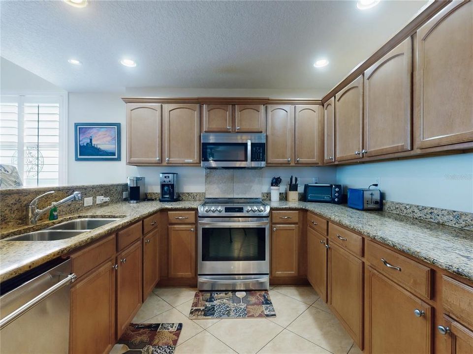 For Sale: $1,300,000 (3 beds, 3 baths, 2226 Square Feet)