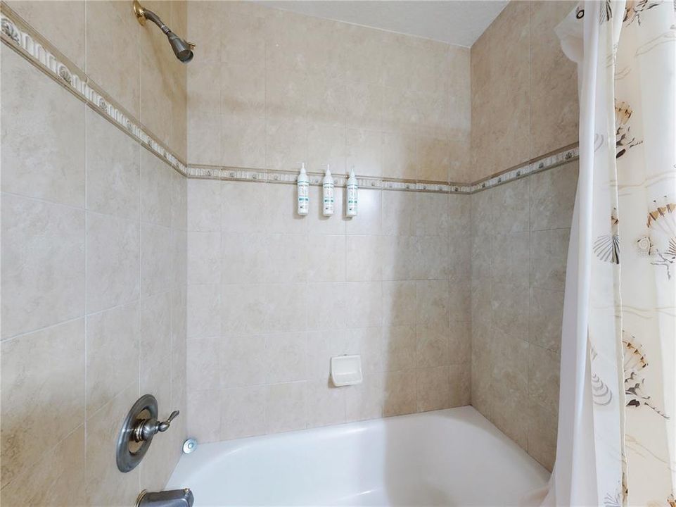 For Sale: $1,300,000 (3 beds, 3 baths, 2226 Square Feet)