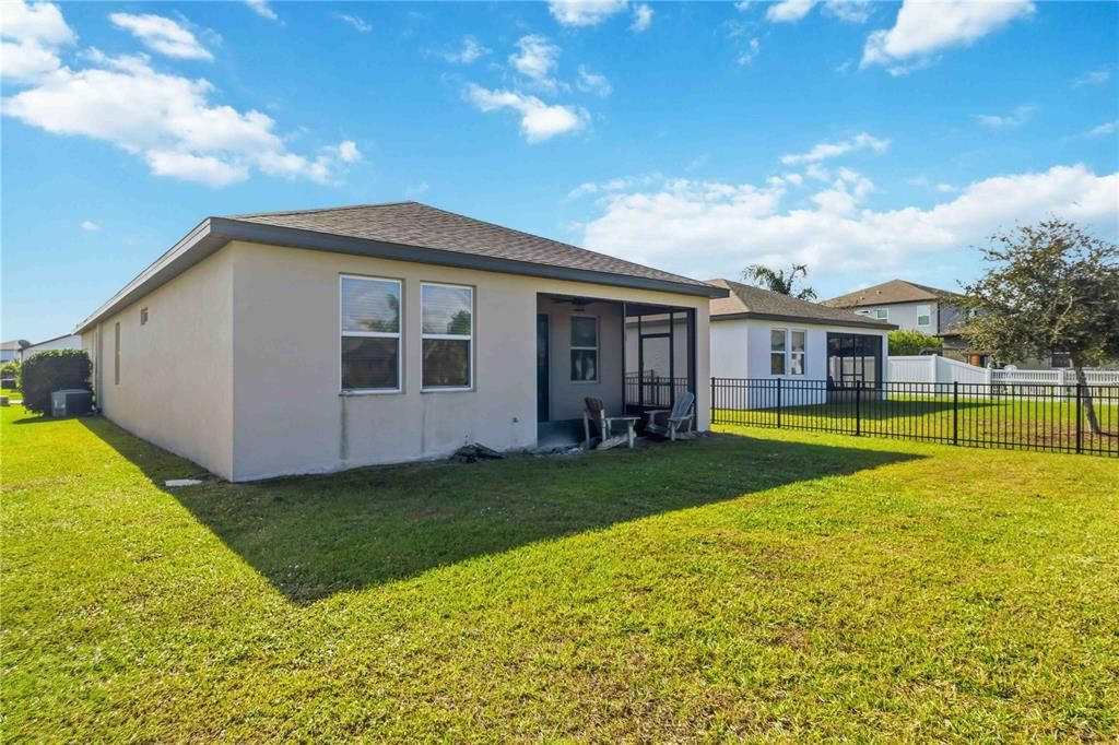 En Venta: $375,000 (4 camas, 2 baños, 1616 Pies cuadrados)