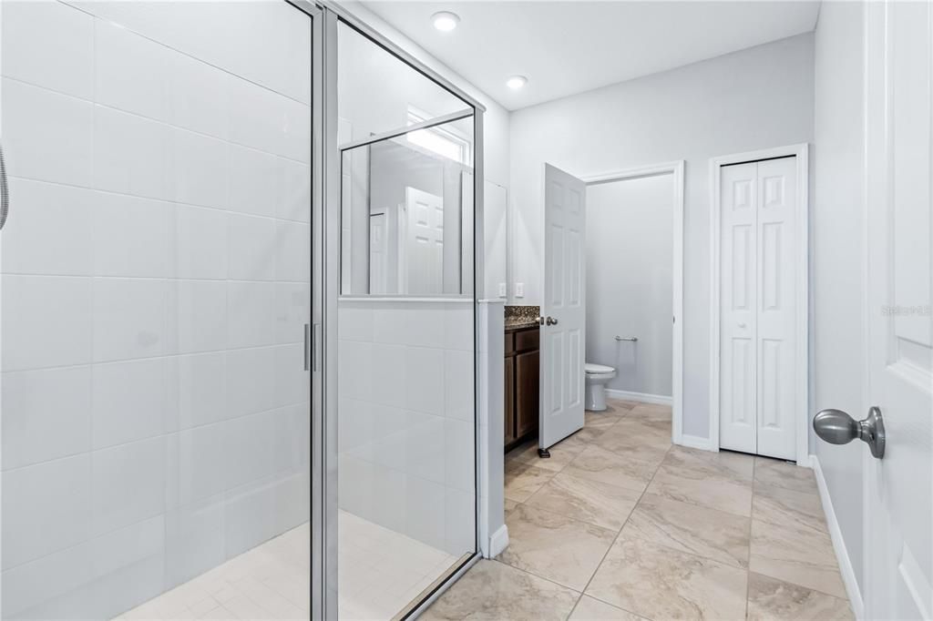 En Venta: $375,000 (4 camas, 2 baños, 1616 Pies cuadrados)