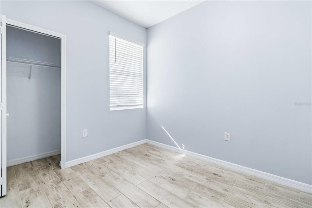 En Venta: $375,000 (4 camas, 2 baños, 1616 Pies cuadrados)