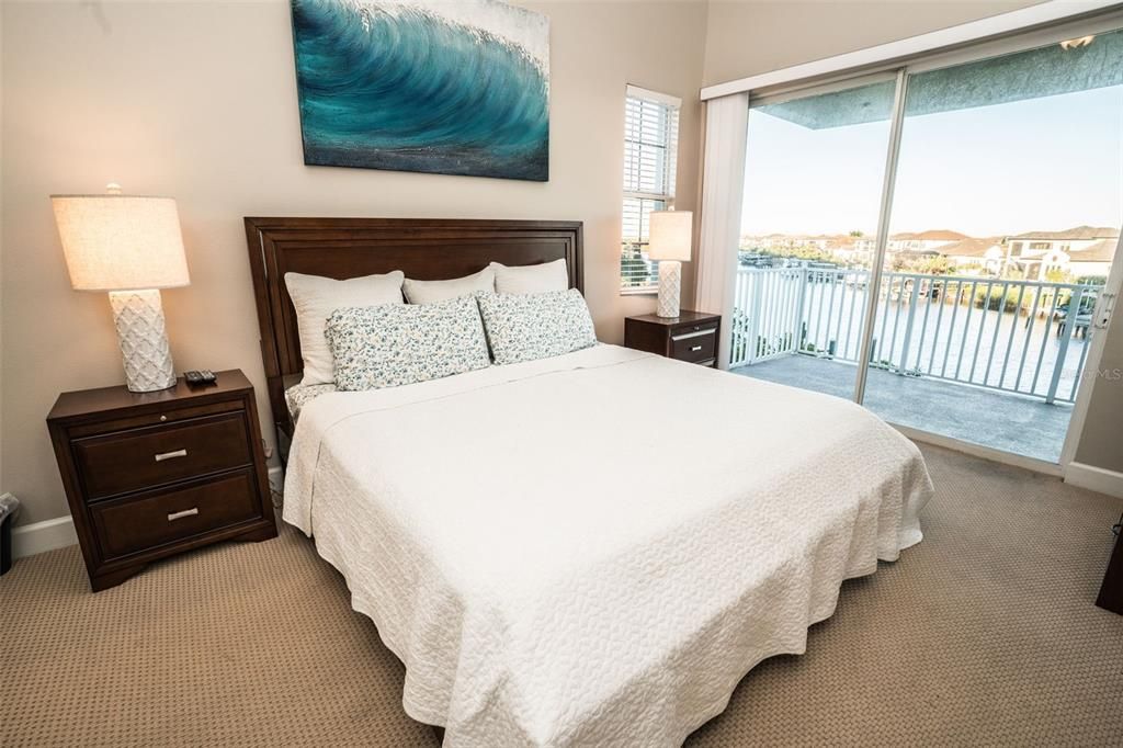 待售: $525,000 (3 贝兹, 3 浴室, 1593 平方英尺)