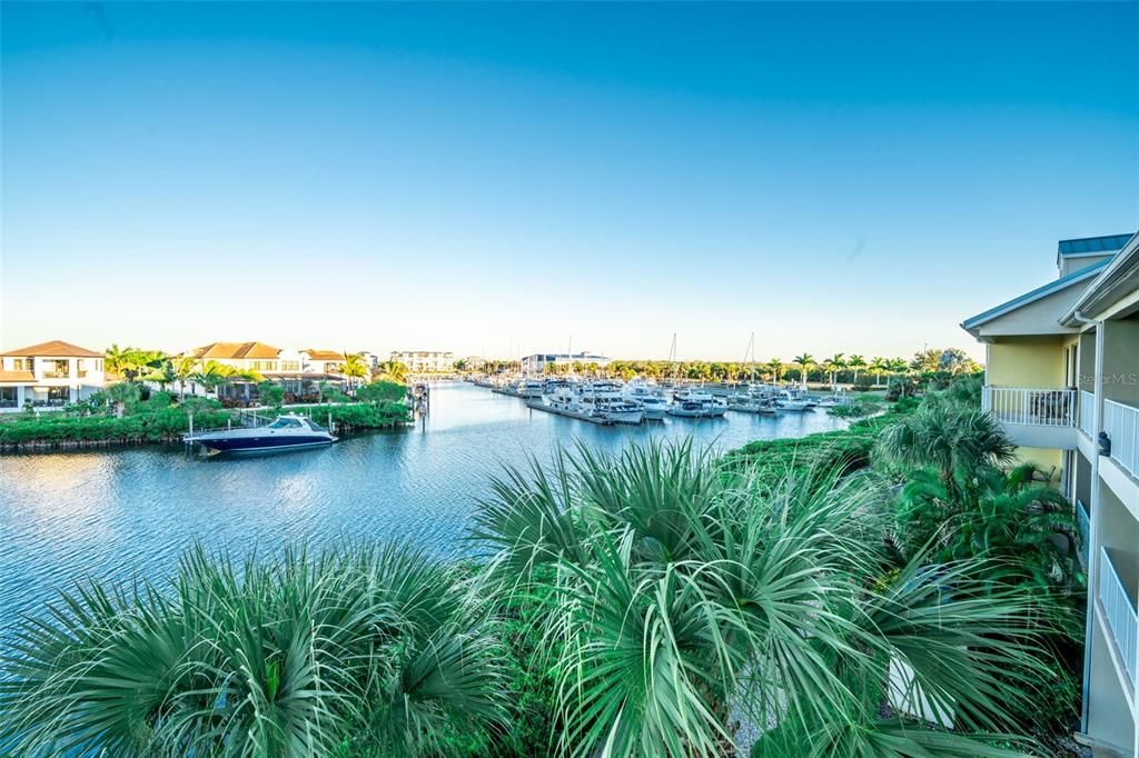 待售: $525,000 (3 贝兹, 3 浴室, 1593 平方英尺)