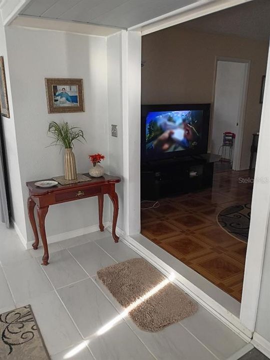 For Sale: $265,000 (3 beds, 2 baths, 1344 Square Feet)