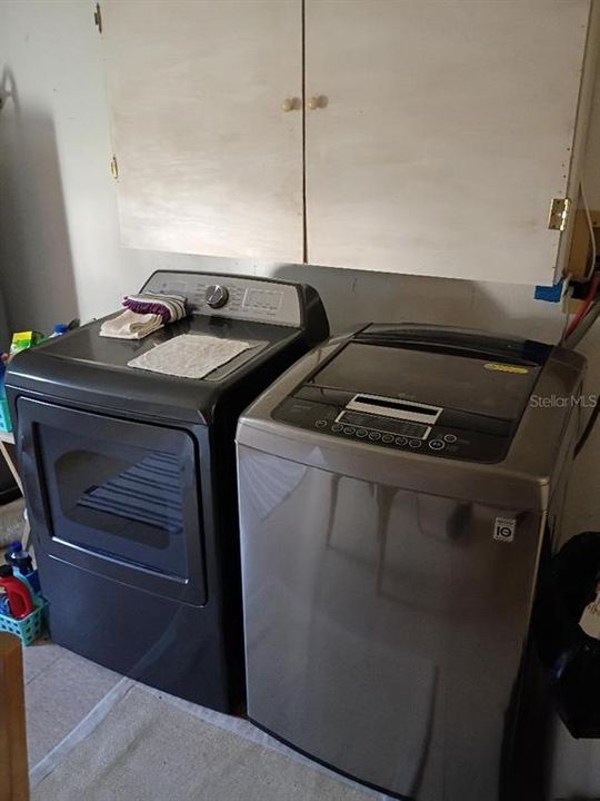 For Sale: $265,000 (3 beds, 2 baths, 1344 Square Feet)