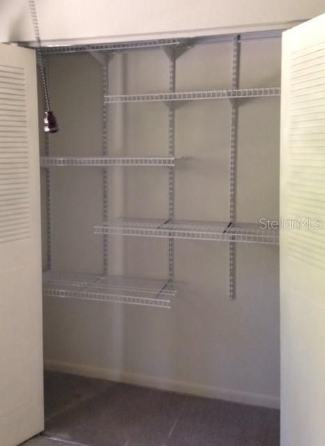 For Rent: $1,100 (2 beds, 1 baths, 1046 Square Feet)