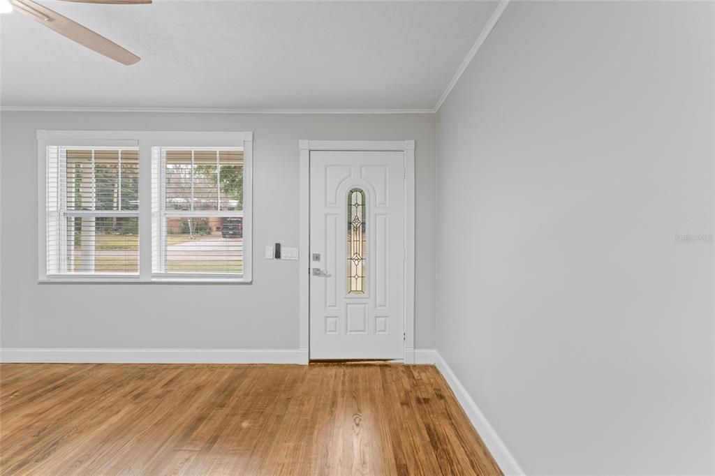 For Sale: $275,000 (3 beds, 2 baths, 1680 Square Feet)