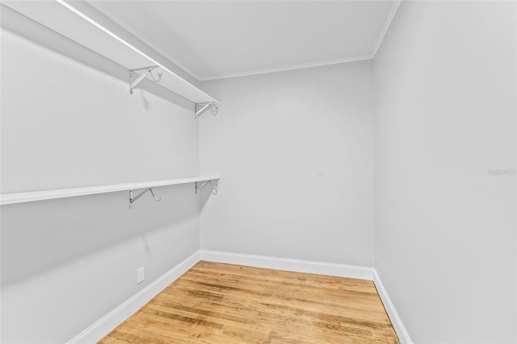 For Sale: $275,000 (3 beds, 2 baths, 1680 Square Feet)