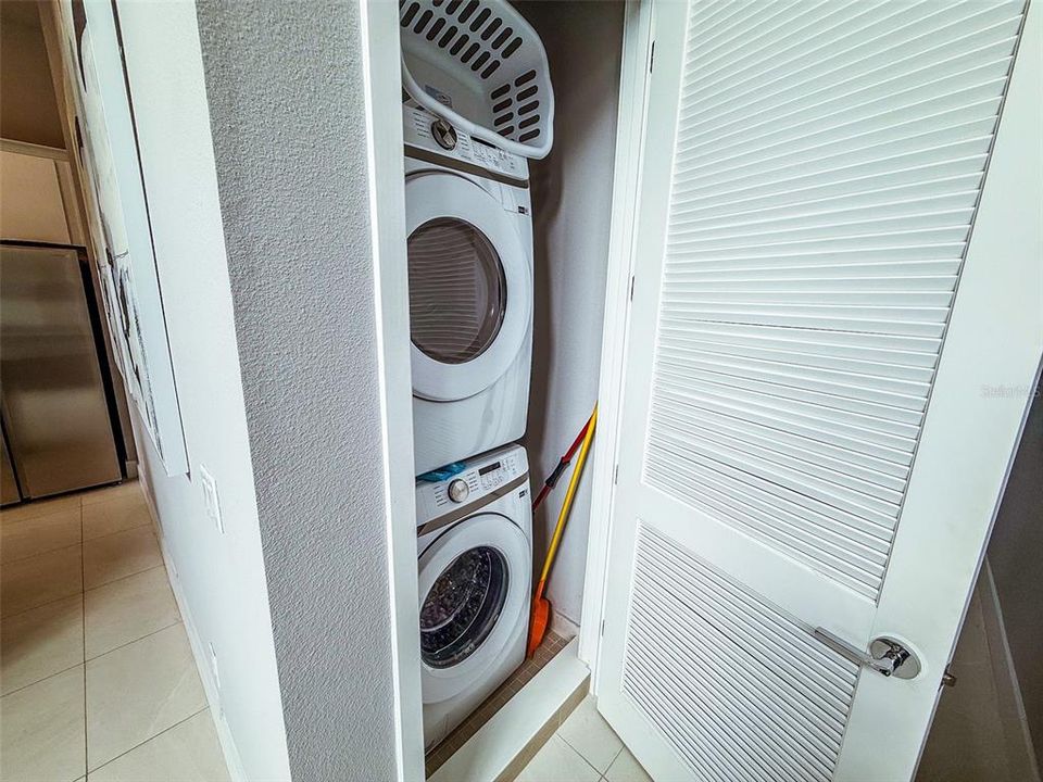 For Rent: $3,000 (5 beds, 4 baths, 2630 Square Feet)